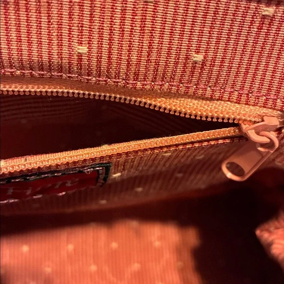 Isabella Fiore Handbag / Embellish - Picture 10 of 16